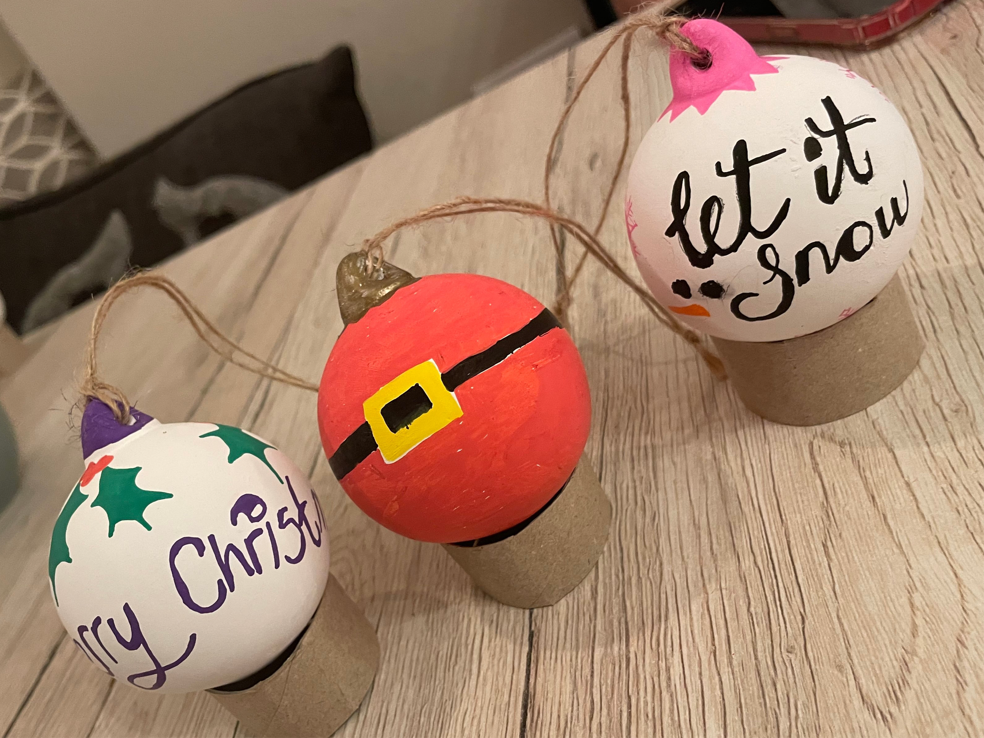 Christmas Craft Evening -  Festive Baubles - Thursday 27th November, 7-10pm
